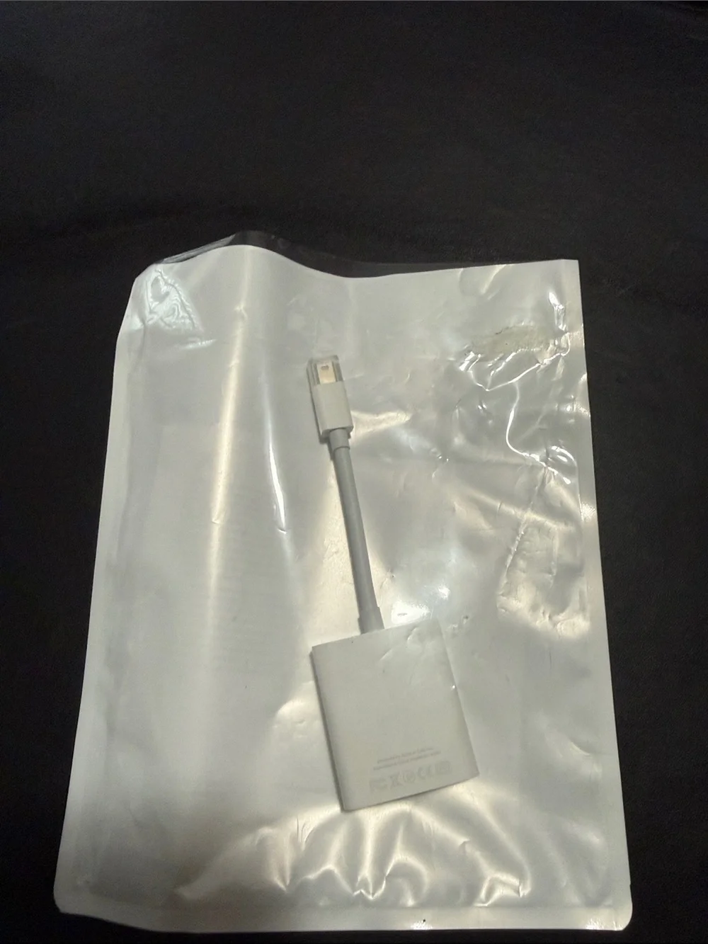 Apple White Mini Display Part to VGA adapter